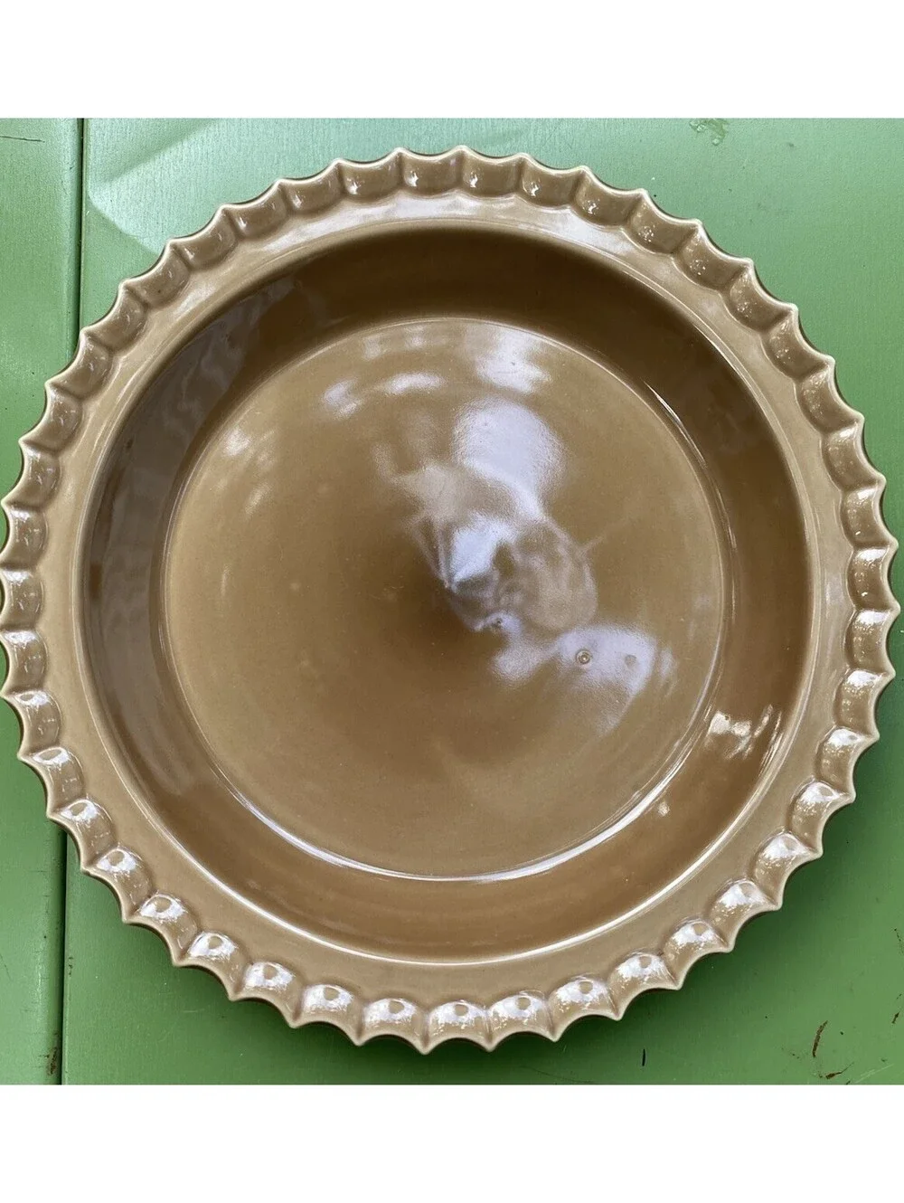Autumn/Apple Pie Keeper Dish Brown Glaze Ceramic Pie Plate 11”